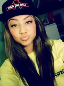 Jeune femme infidèle du 06 pour baise porno et sodomie