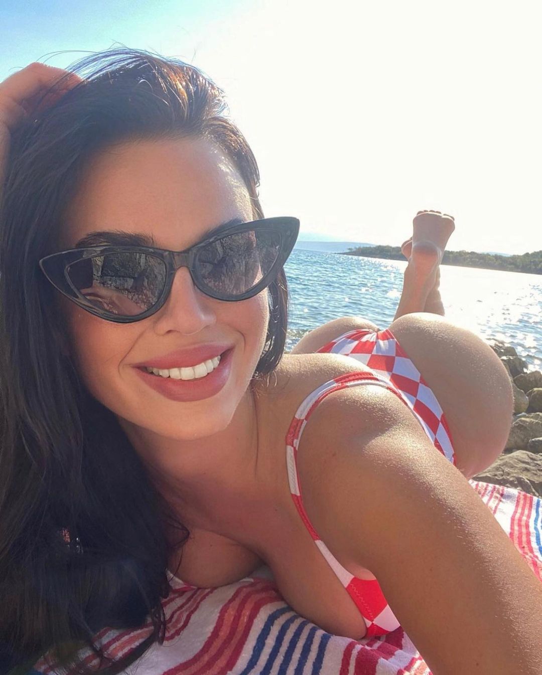 partage selfie femme nue dans le 45